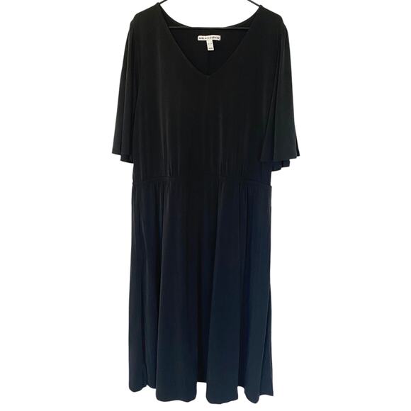 GIRL WITH CURVES NWOT Knit Midi Dress with Flutter Sleeve Black Size XL Slit Hem - Picture 2 of 6